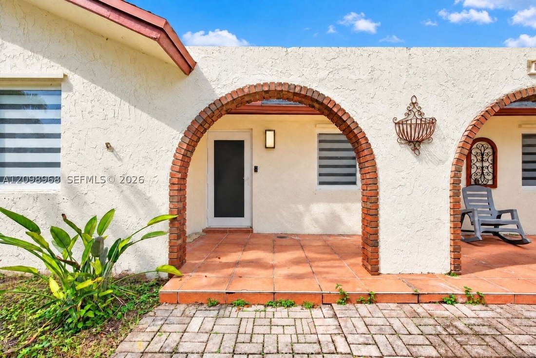 House in Southwest Ranches, Florida, United States 3 - 19020352