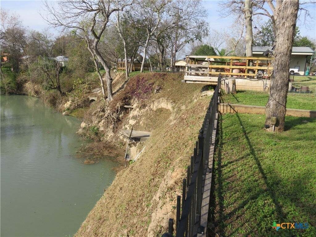 House in Seguin, Texas, United States 2 - 19020281