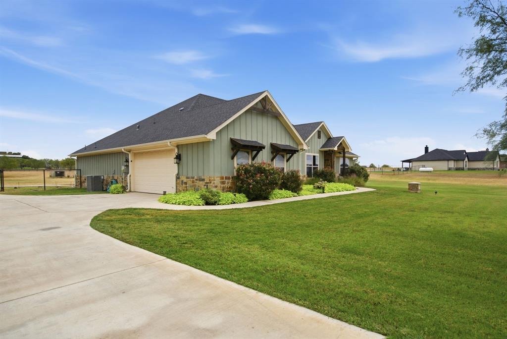House in Weatherford, Texas, United States 2 - 19029452