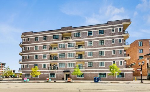 Condo in Elmhurst, Illinois, United States 1