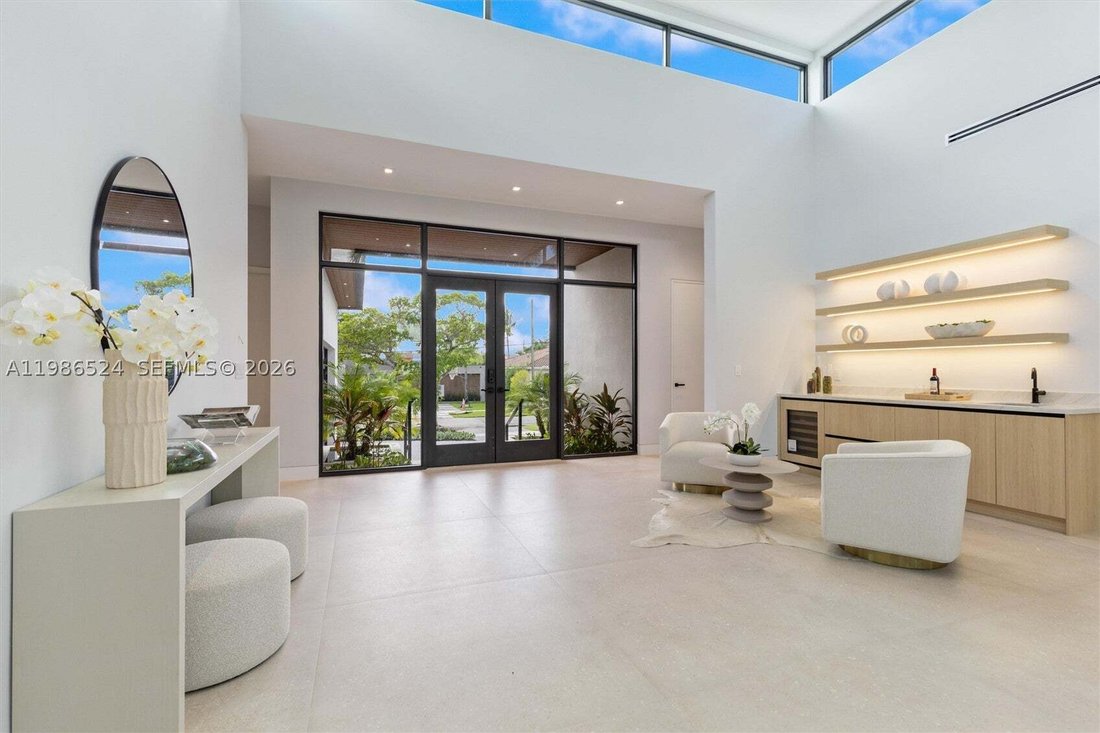 House in North Miami Beach, Florida, United States 3 - 17451070