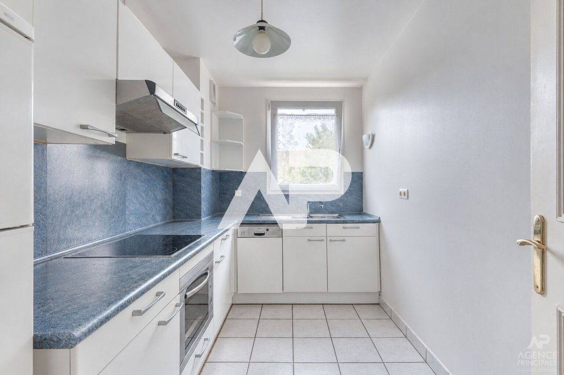 Apartment in Centre Ville, Rueil-Malmaison, France 3 - 19024942
