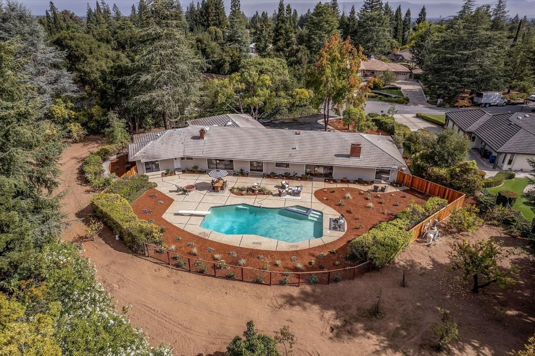 House in Saratoga, California, United States 4 - 19027221