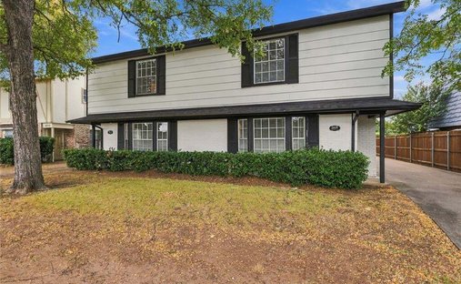 House in Arlington, Texas, United States 1