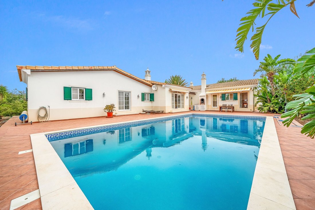 Villa in Estoi, Algarve, Portugal 1 - 19025477