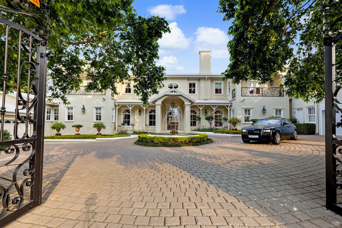 House in Bryanston, Gauteng, South Africa 1 - 19028491