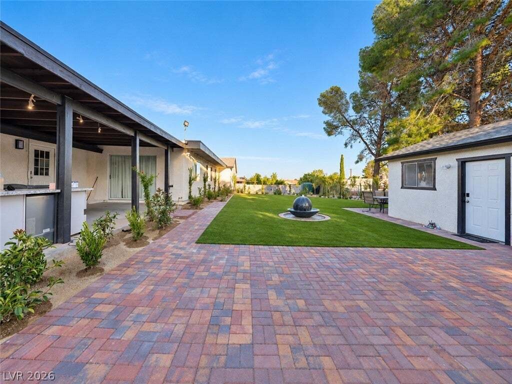 House in Las Vegas, Nevada, United States 3 - 19026877