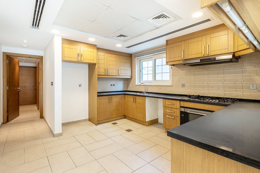 Villa in Jumeirah Park, Dubai, United Arab Emirates 5 - 19021455