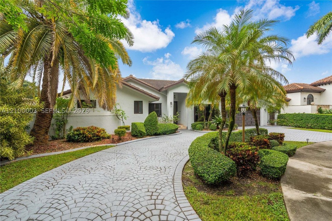 House in Hialeah, Florida, United States 2 - 19030816