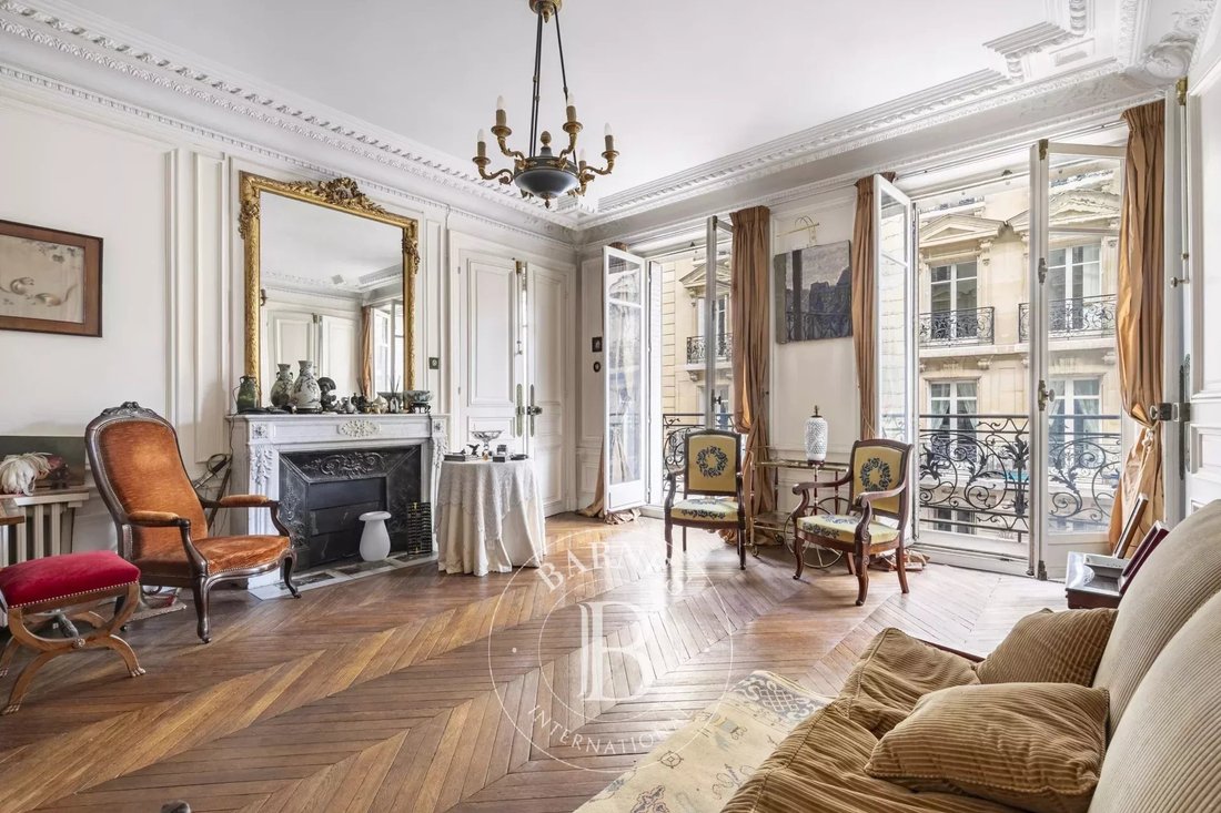 Apartment in Cambronne-Garibaldi, Paris 15e Arrondissement, Paris 1 - 19029385