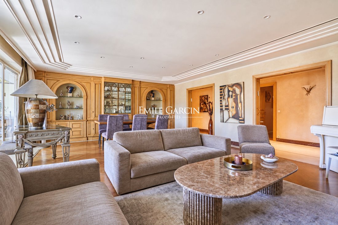 Apartment in La Plaine des Sablons, Neuilly-sur-Seine, France 4 - 18989827
