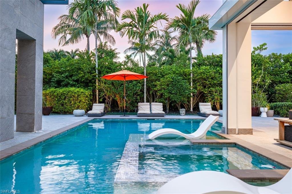 House in Naples, Florida, United States 3 - 19032274