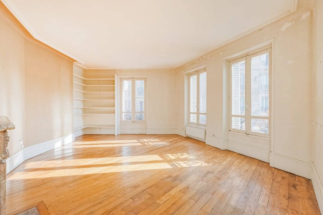 Apartment in Invalides, Paris 7e Arrondissement, Paris 2 - 19024751