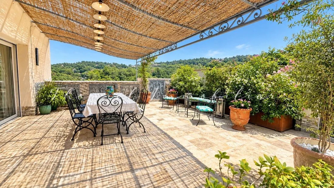 House in La Garde-Freinet, Provence-Alpes-Côte d'Azur, France 3 - 18213541