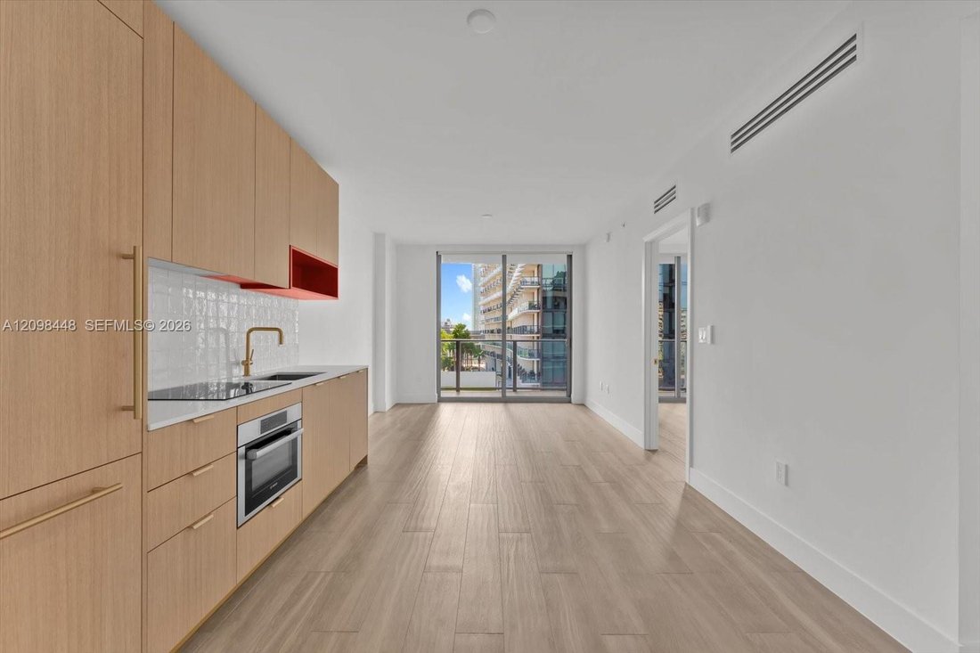 Condo in Miami, Florida, United States 2 - 19025075