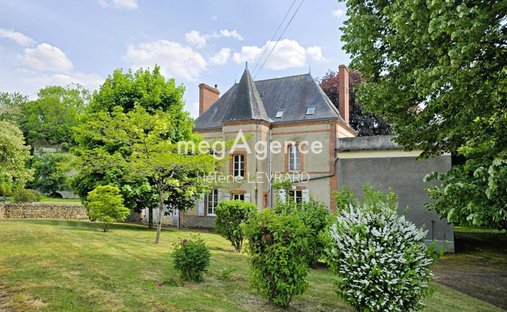 Landhaus in Sainte-Gemmes-le-Robert, Pays de la Loire, Frankreich 1