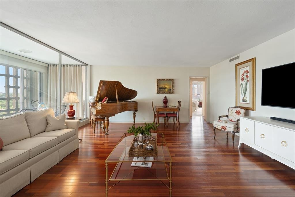 House in Dallas, Texas, United States 5 - 19025430