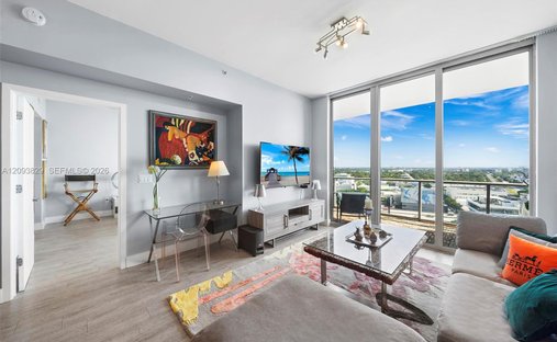 Condo in Miami, Florida, United States 1