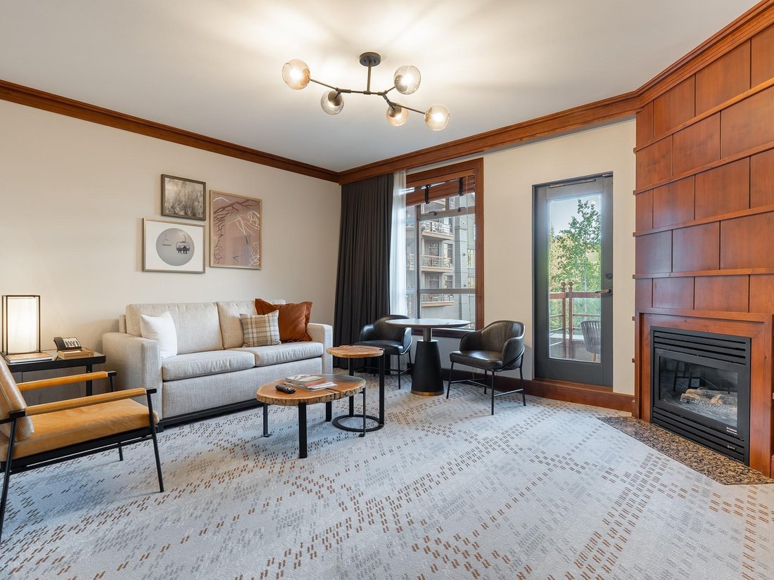 Condo in Whistler, British Columbia, Canada 3 - 19035049