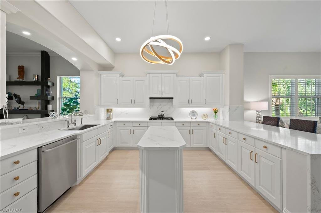 Condo in Naples, Florida, United States 3 - 19032252
