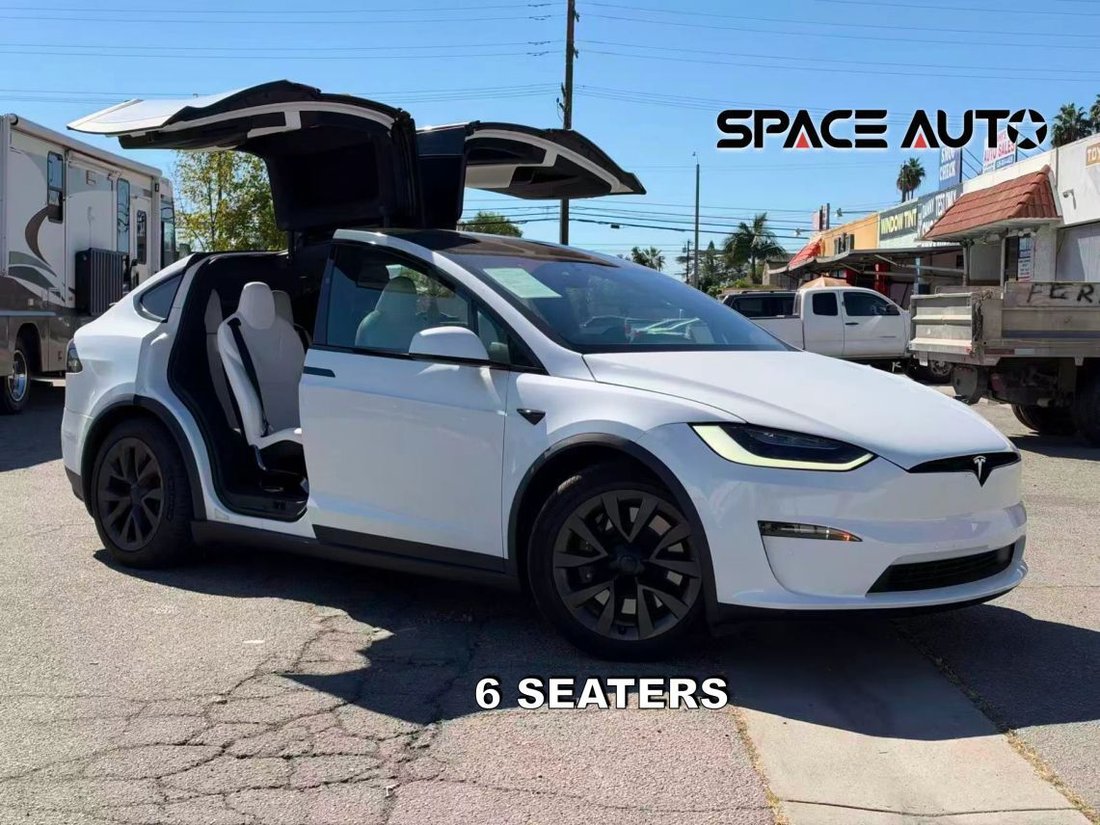 Suv in Azusa, CA, United States 1 - 19028316