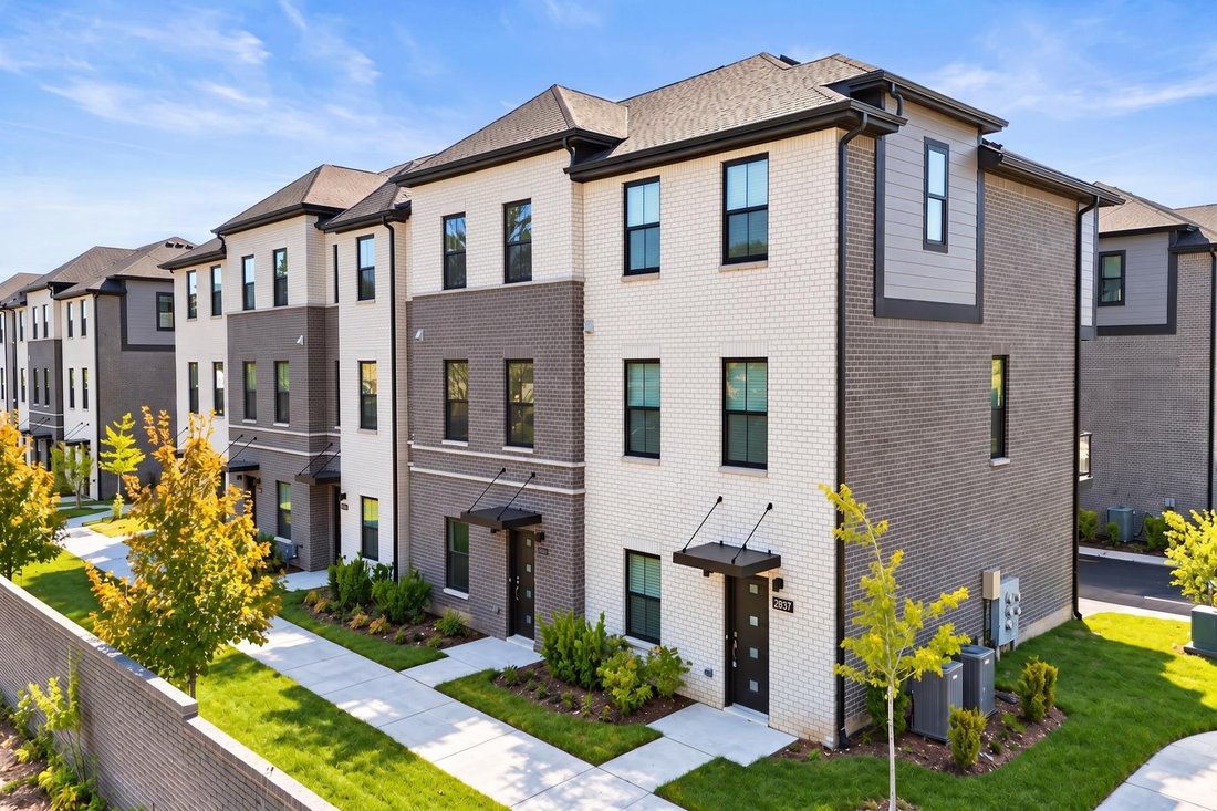 Condo in Troy, Michigan, United States 1 - 19028166