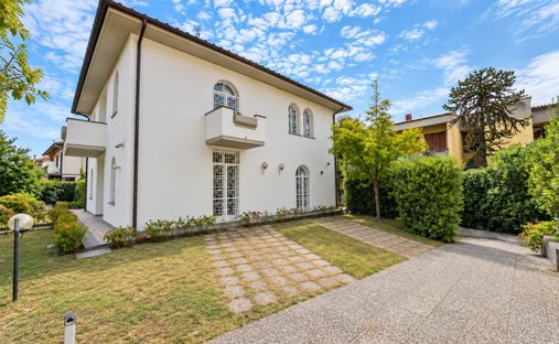 Villa en Capalle-La Villa-Esselunga, Campi Bisenzio, Toscana 1