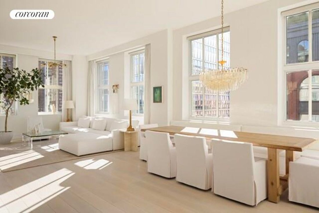 Condo in New York, New York, United States 1 - 19030254