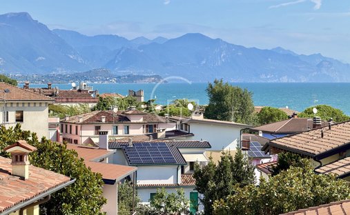 Penthouse in Desenzano Centro, Desenzano del Garda, Lombardei 1