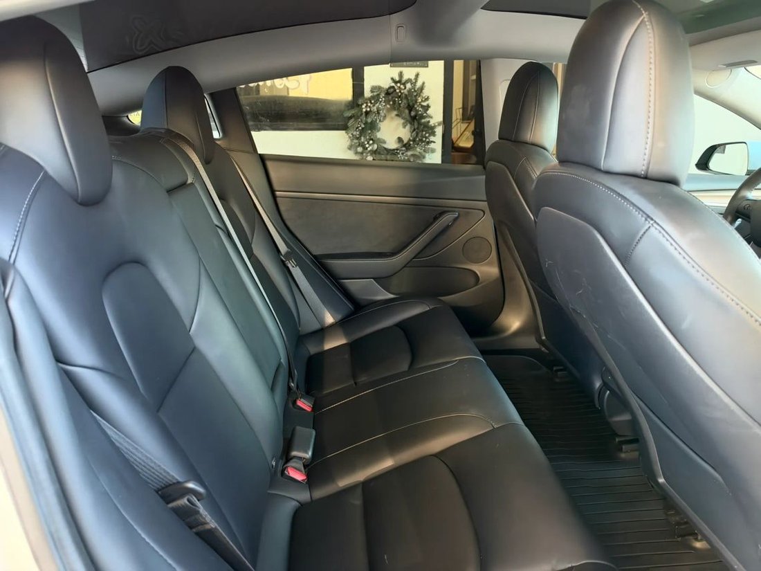 Sedan in Azusa, CA, United States 4 - 19028313