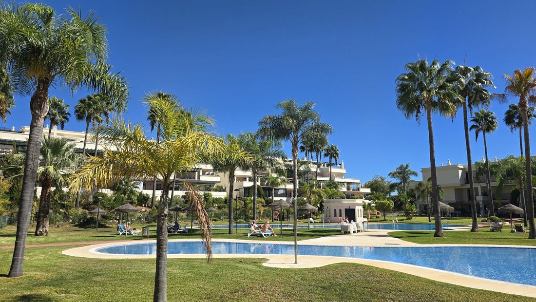 Penthouse in Nueva Andalucia, Marbella, Spain 2 - 19021463