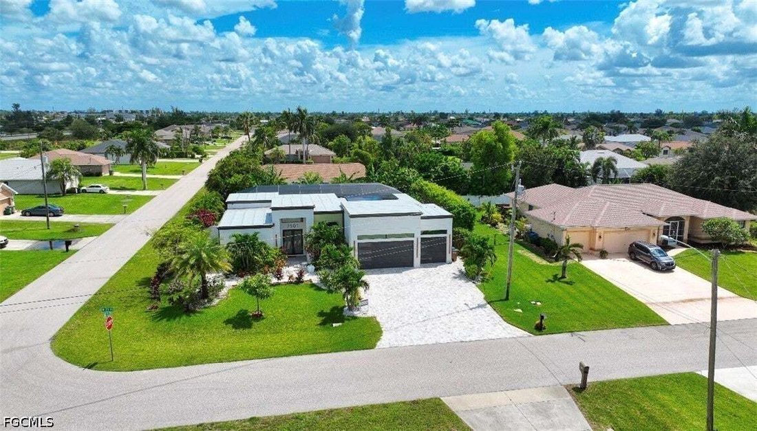 House in Cape Coral, Florida, United States 2 - 19030614
