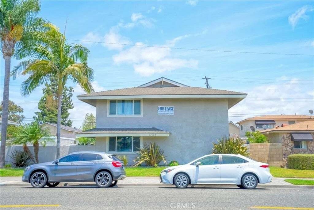 Garden Grove, California, United States 1 - 19024484