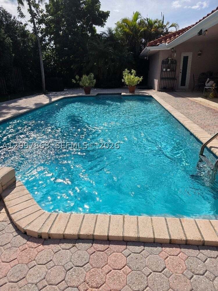 House in Miami, Florida, United States 2 - 19023416
