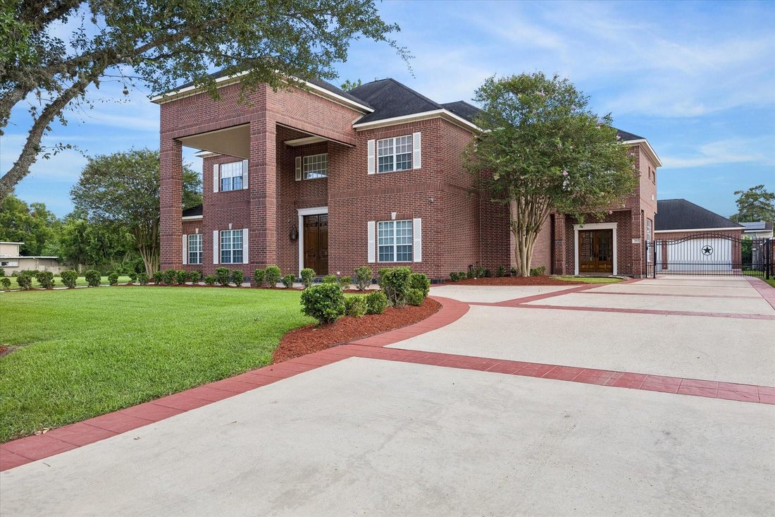 House in Houston, Texas, United States 3 - 19027654