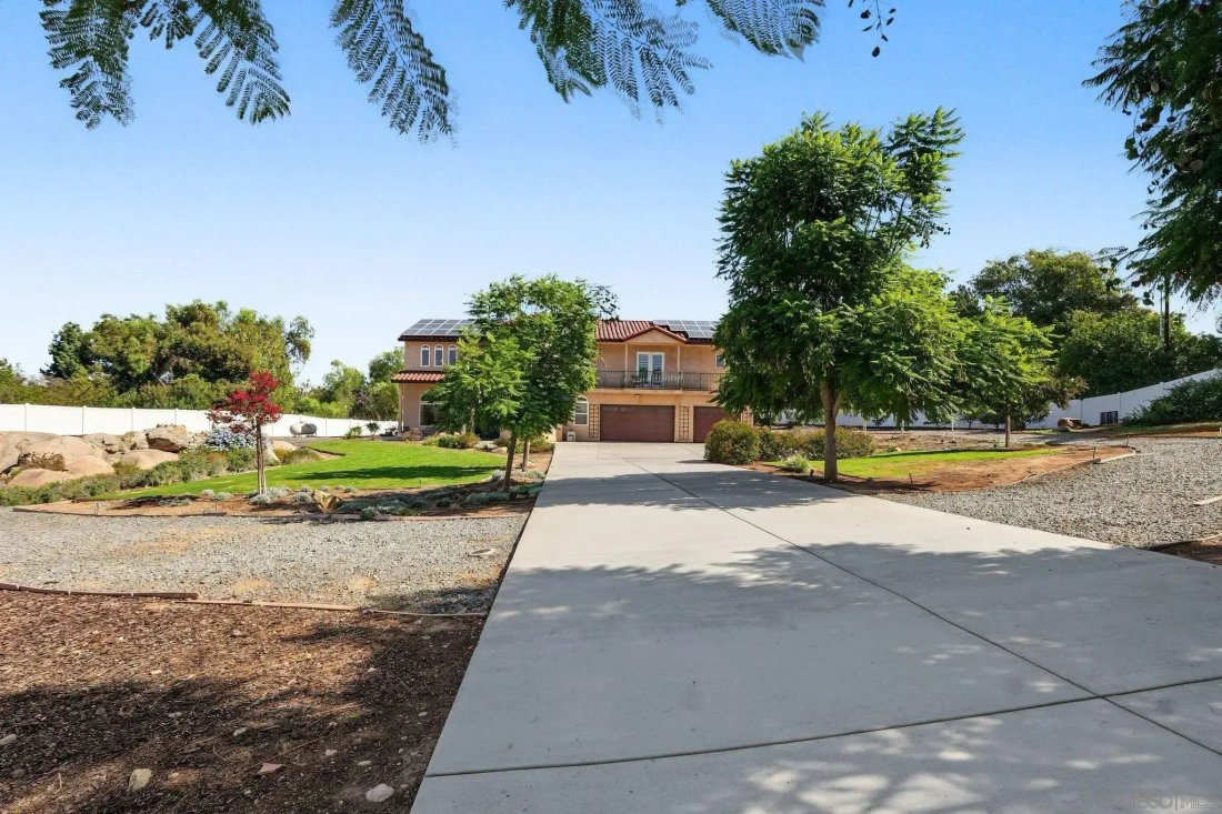 House in El Cajon, California, United States 2 - 19022586