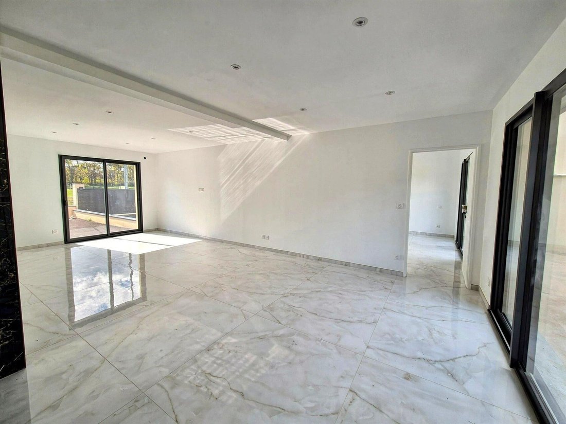 House in Rosny-sur-Seine, Ile-de-France, France 4 - 19028577