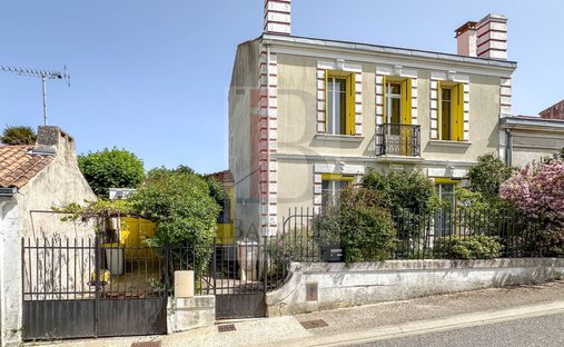 House in Fouras, Nouvelle-Aquitaine, France 1