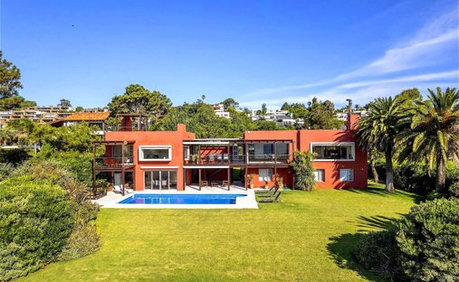 House in Punta Ballena, Maldonado Department, Uruguay 1