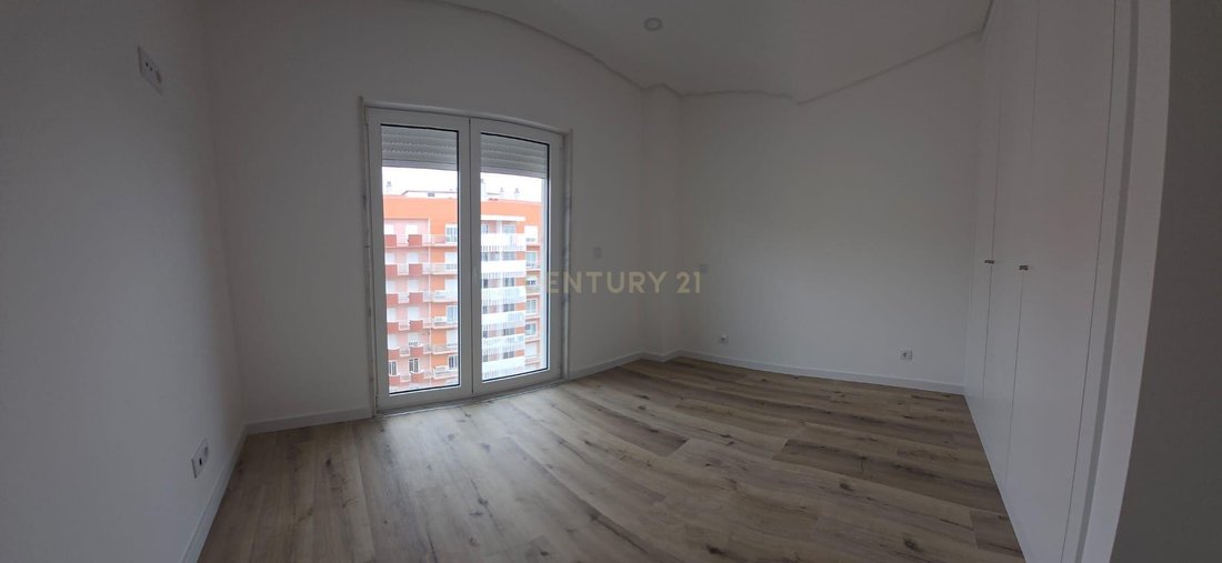Wohnung in Rio de Mouro, Lissabon, Portugal 4 - 19032681