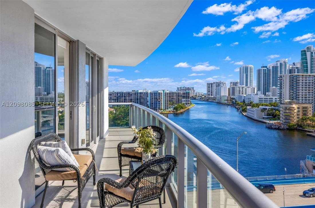 Condo in Hallandale Beach, Florida, United States 1 - 19023362