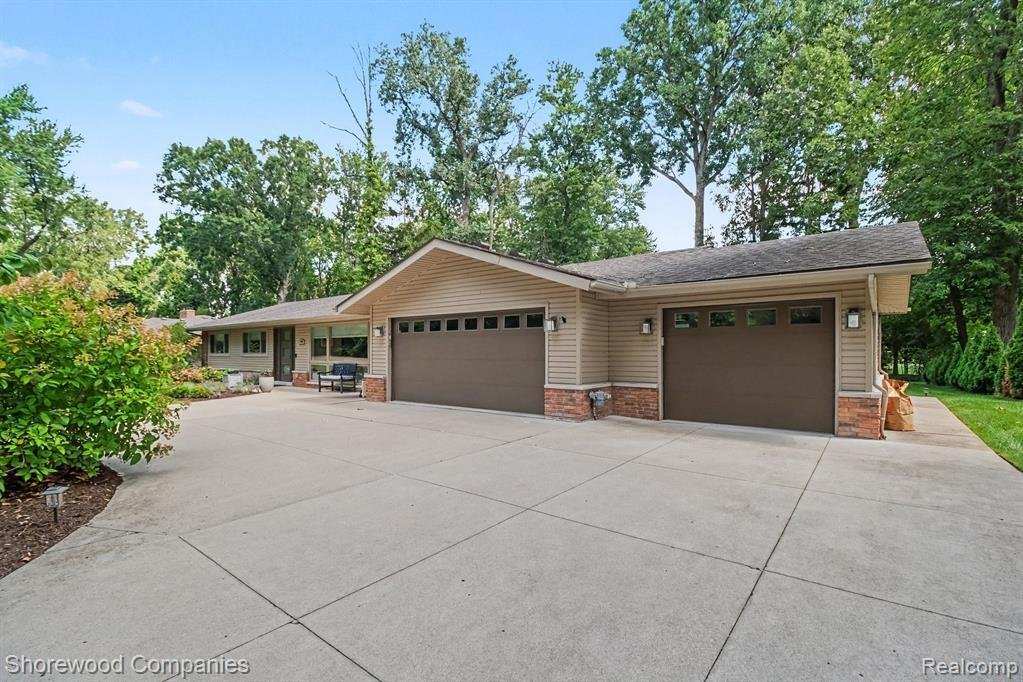 House in Troy, Michigan, United States 4 - 19020824