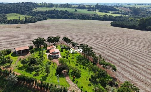 Farm Ranch in Ronco, Paraná, Brasilien 1