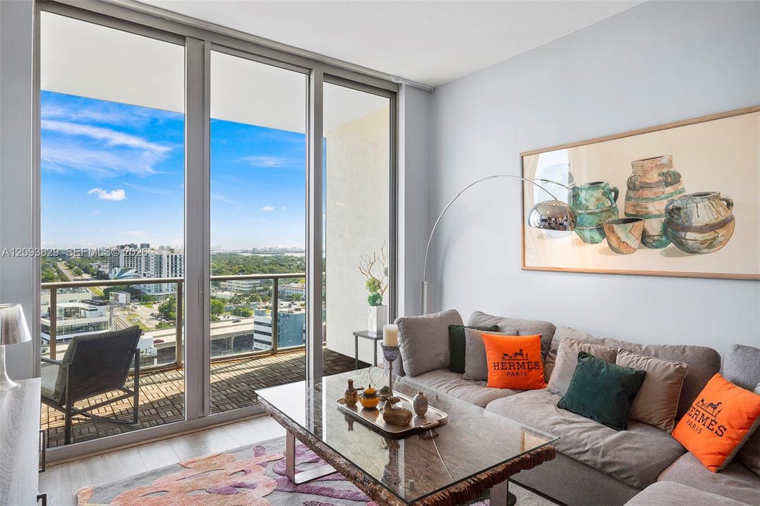 Condo in Miami, Florida, United States 2 - 19025169