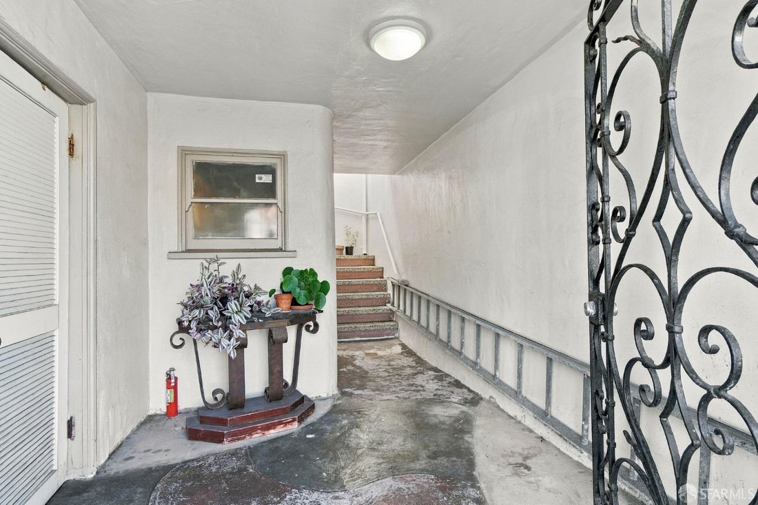 House in San Francisco, California, United States 5 - 19026973