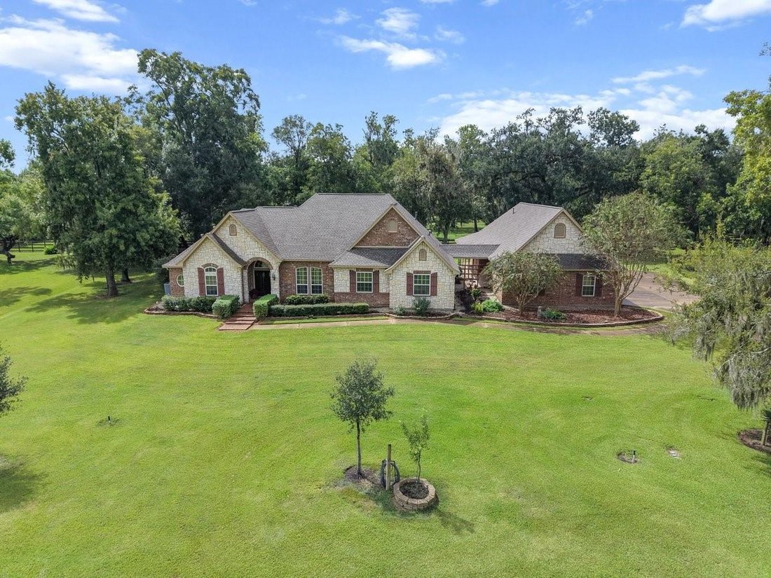 House in Rosharon, Texas, United States 1 - 19031078