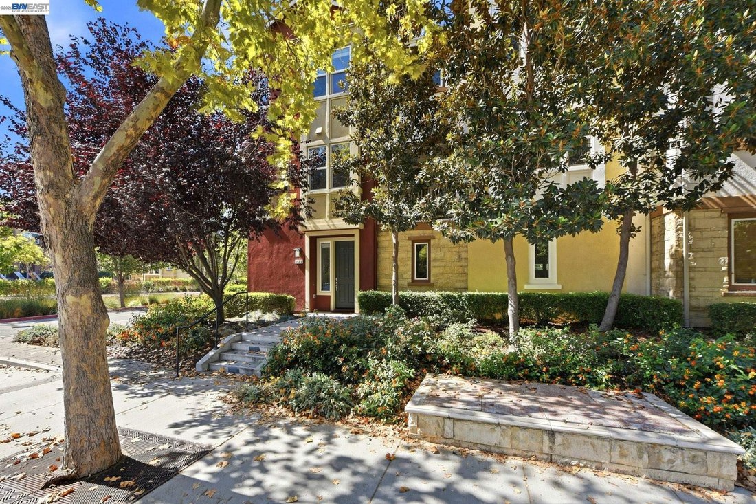 Stadthaus in Milpitas, Kalifornien, Vereinigte Staaten 1 - 19012886