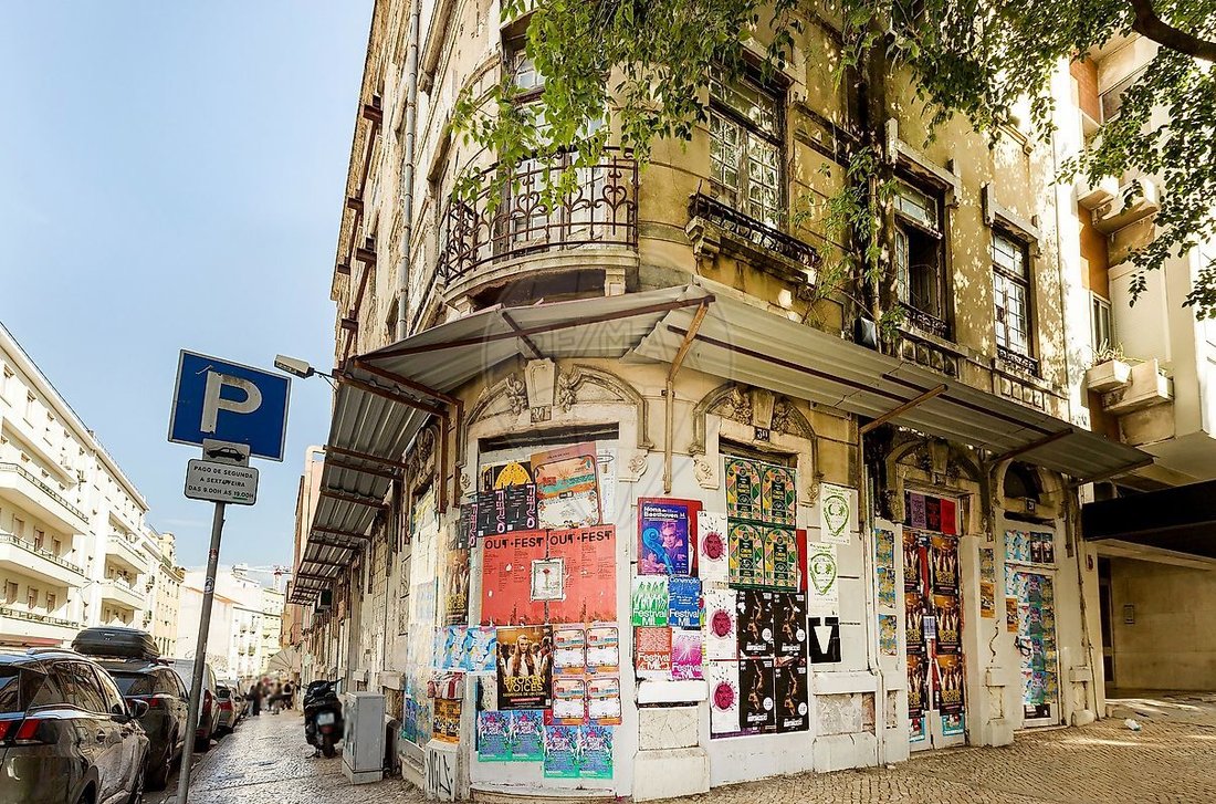 Arroios, Lisbon, Portugal 1 - 19020960