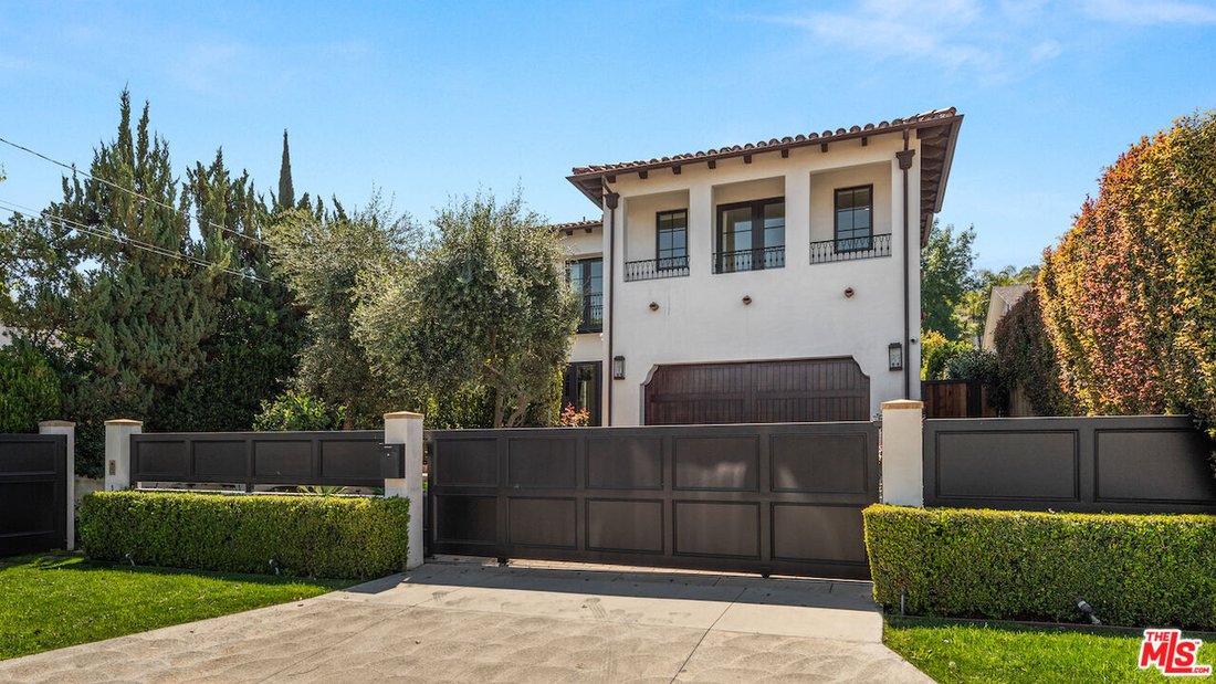 Los Angeles, California, United States 1 - 19031198