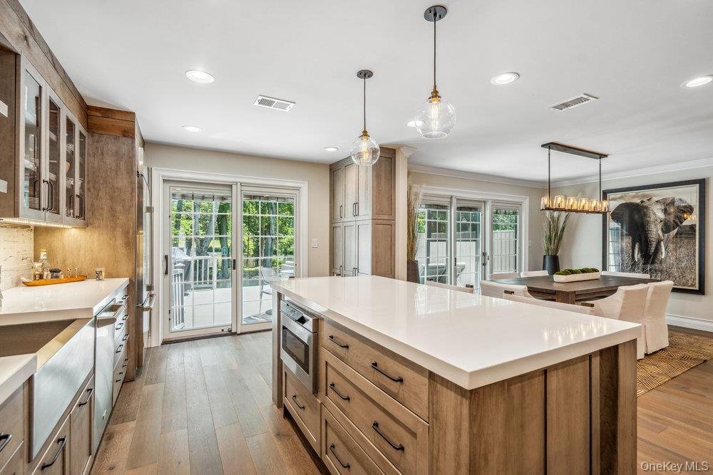 Condo in Jericho, New York, United States 2 - 19034290